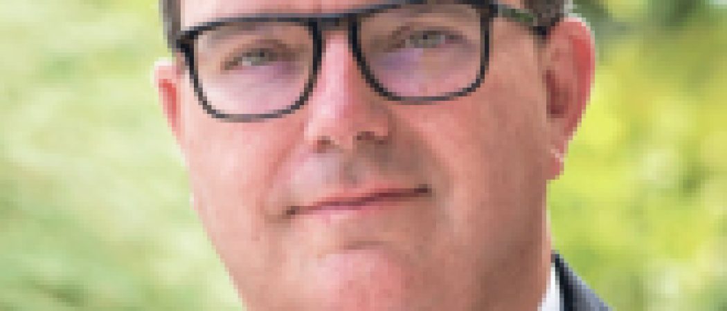 La Baule : qui est Bertrand Plouvier ?
